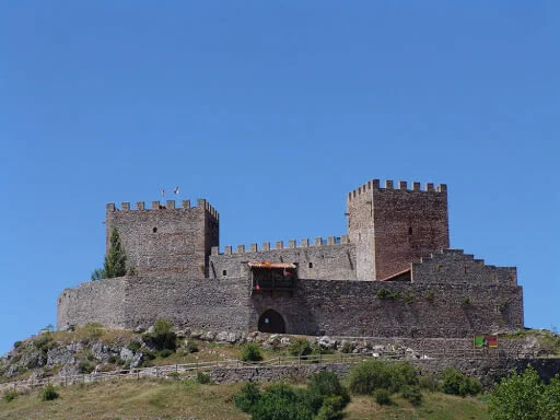 Castillo de Argüeso Hermandad de Campoo de Suso